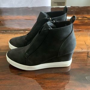 Black Coco wedge sneakers